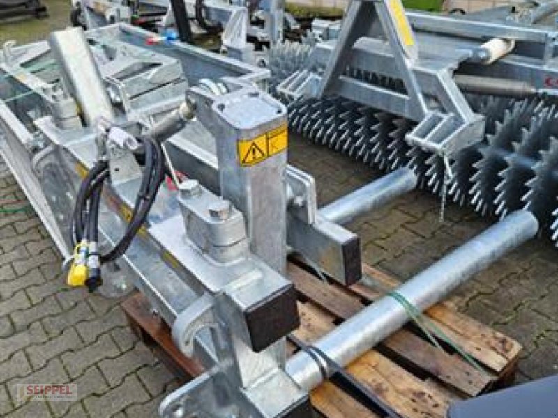 Sonstiges tipa Fliegl Rundballenaufnahme »Swing Flexi«, Neumaschine u Groß-Umstadt (Slika 1)